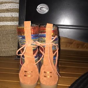 Tribal Tom boots